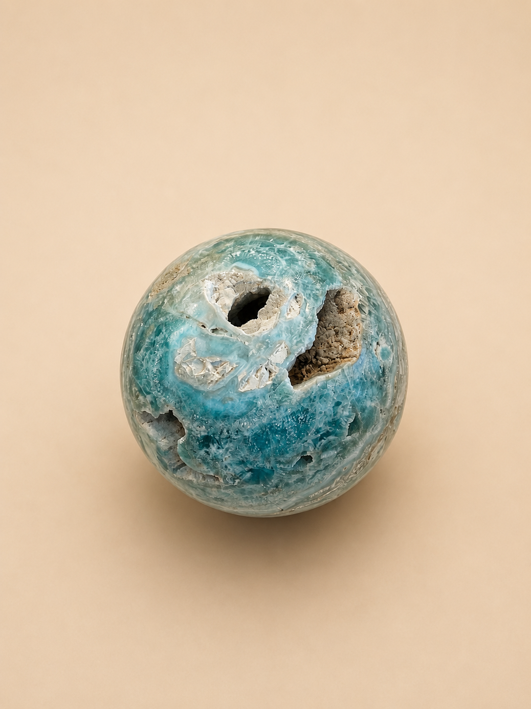 Sphère en Aragonite bleue du Brésil