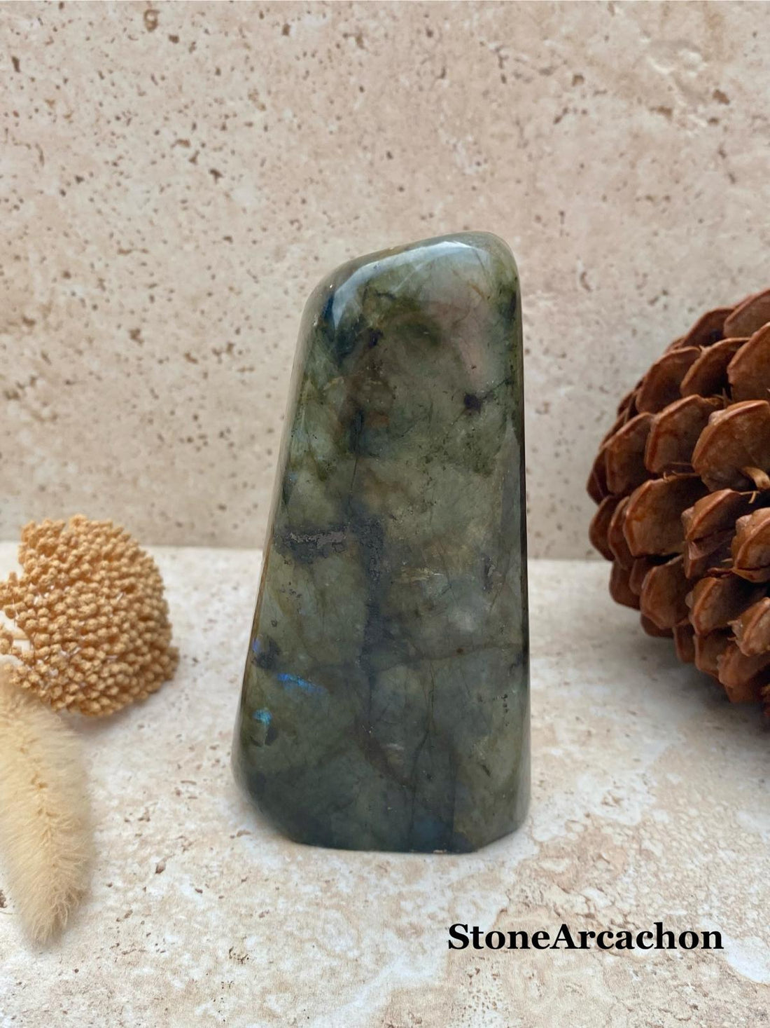 Labradorite : propriétés énergétiques, vertus et bienfaits