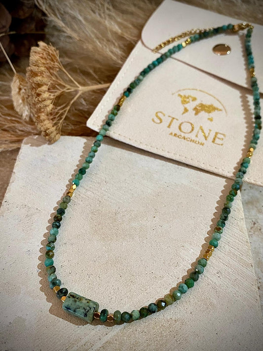 Ensemble collier et boucles d'oreilles  en Turquoise Africaine "Protection"