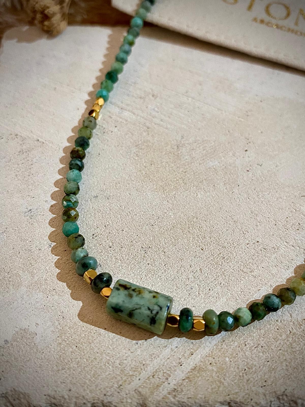Collier en Pierres naturelles