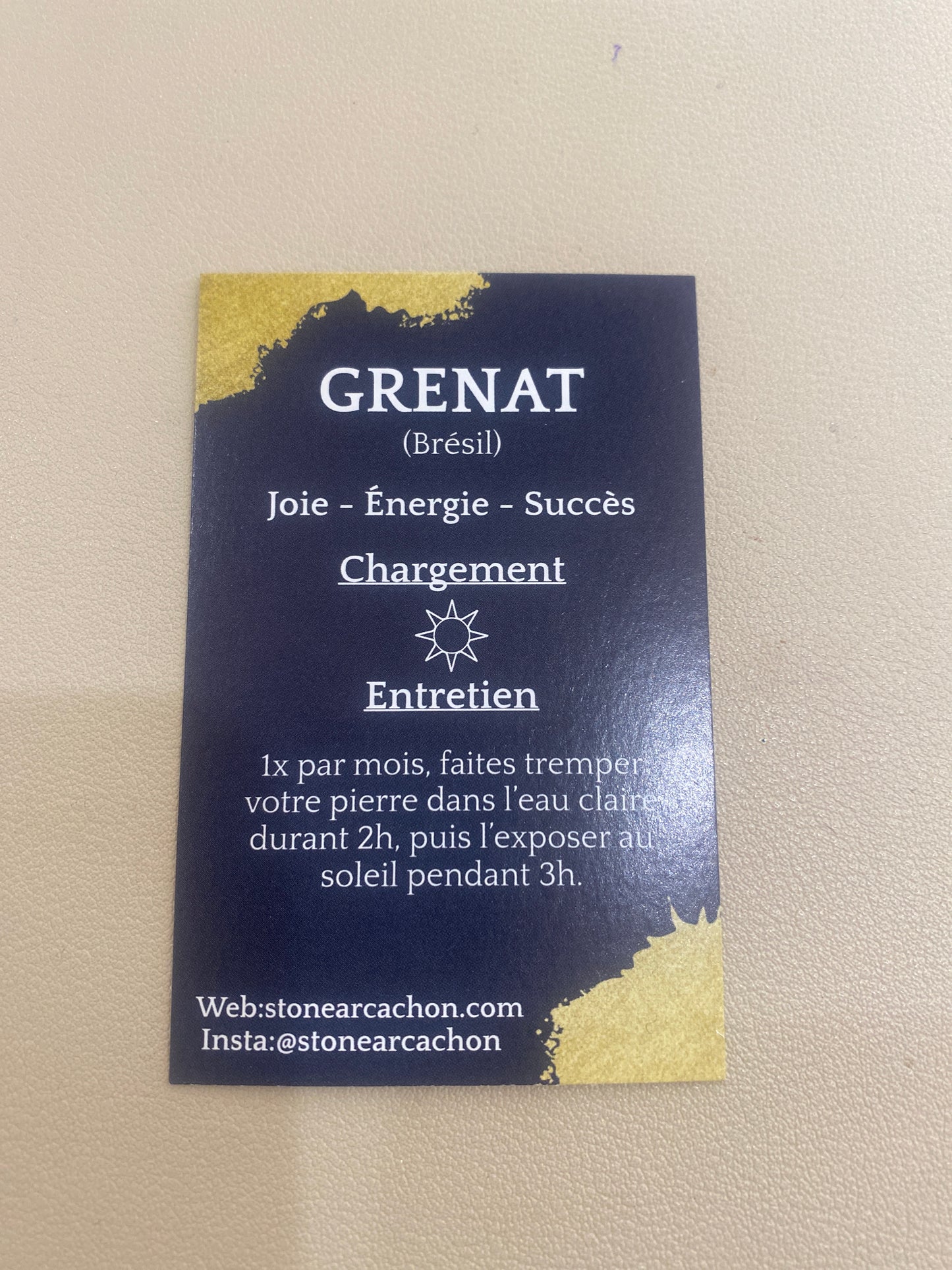 Bracelet Bali pierres naturelles Grenat (fil de soie)