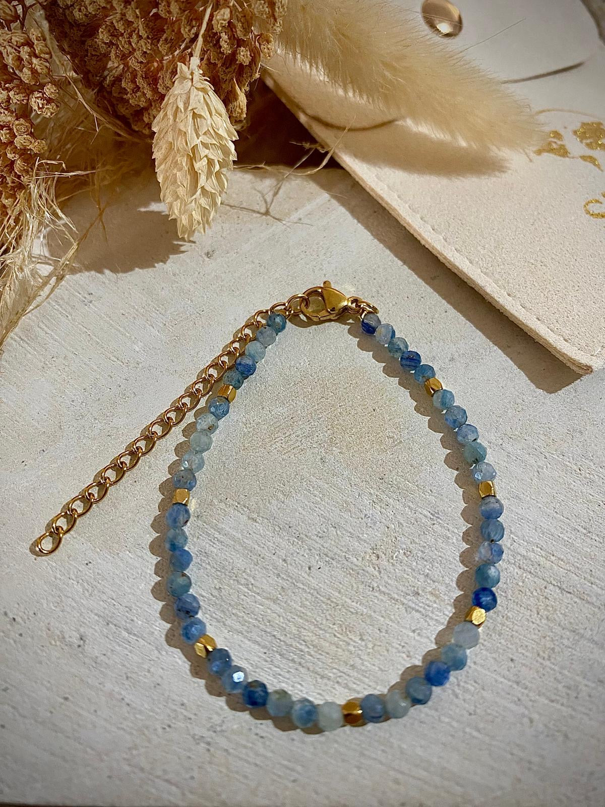 Bracelet fin en Cyanite